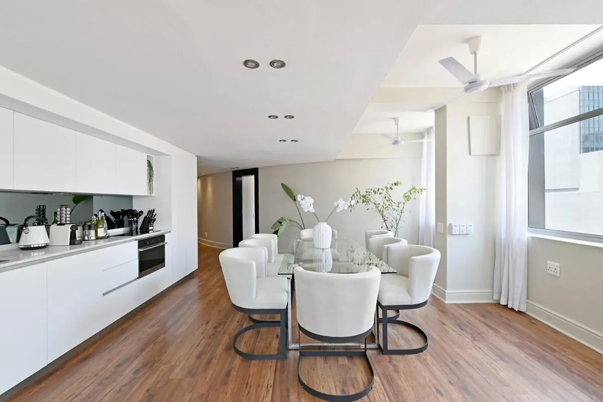 Elevated Luxury 2-Bed Apt With Elevator Access Le Cap Afrique du Sud